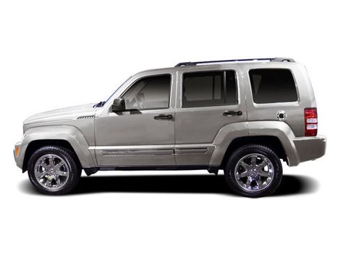 Used 2010 Jeep Liberty Sport w/ Popular Equipment Group image 2