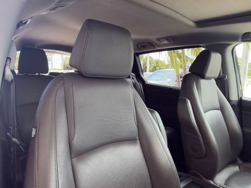 Used 2019 Honda Odyssey EX-L image 9