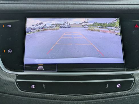 Certified 2024 Cadillac XT5 Premium Luxury FWD image 29