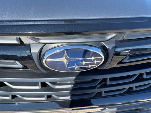 Used 2023 Subaru Forester Premium AWD/4WD image 11