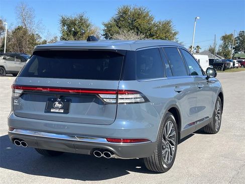 New 2026 Lincoln Aviator Premiere image 4