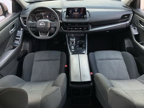 Used 2025 Nissan Rogue SV image 20