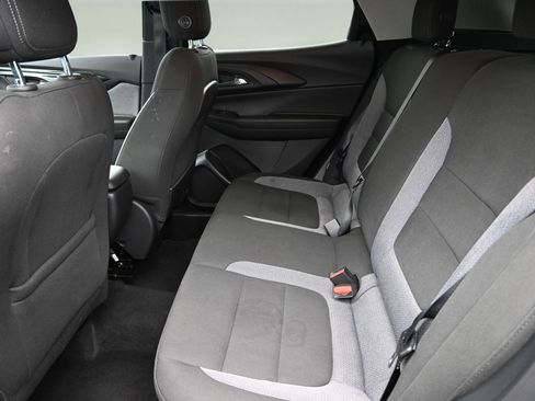 Used 2025 Chevrolet TrailBlazer LT AWD/4WD image 13