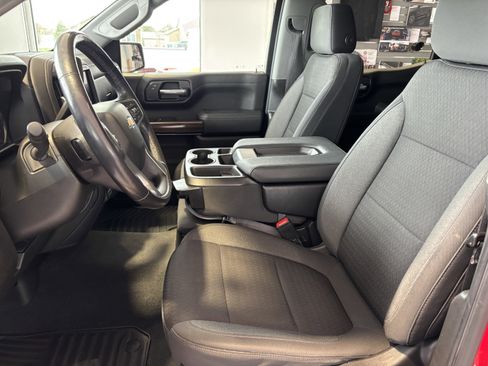 Used 2021 Chevrolet Silverado 1500 LT image 8