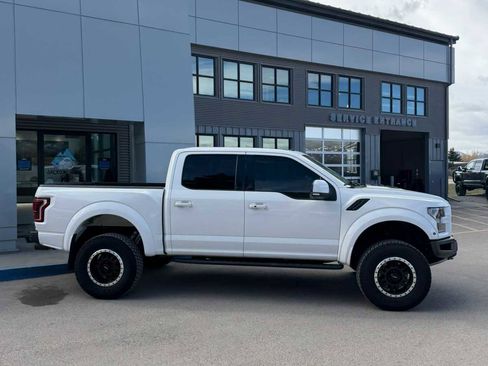 Used 2018 Ford F150 Raptor w/ Equipment Group 802A Luxury image 6