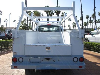 New 2026 Ford F250 XL w/ XL Chrome Package