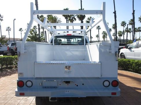New 2026 Ford F250 XL w/ XL Chrome Package RWD image 3