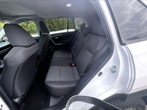 Used 2023 Toyota RAV4 XLE w/ Convenience Package image 15