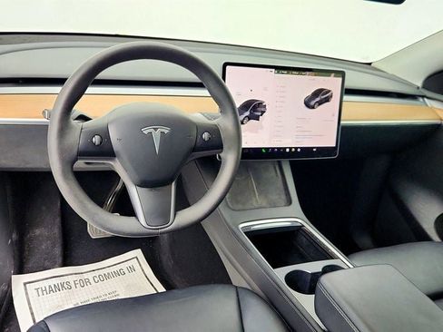 Used 2023 Tesla Model Y Long Range image 12