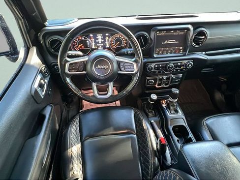 Used 2021 Jeep Gladiator Overland AWD/4WD image 17