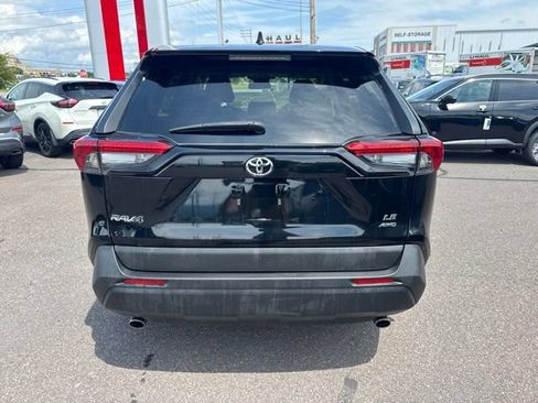 Used 2023 Toyota RAV4 LE AWD/4WD image 6