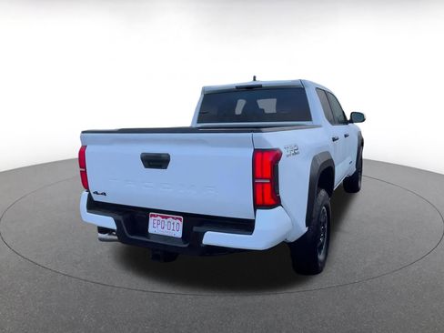 Used 2025 Toyota Tacoma TRD Off-Road image 14