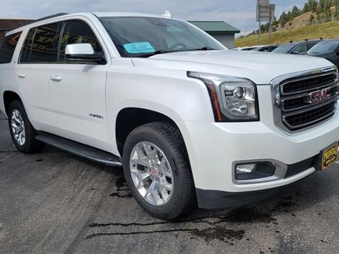 Used 2017 GMC Yukon SLT w/ Open Road Package image 3