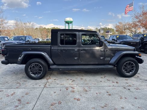 Used 2020 Jeep Gladiator Overland w/ Safety Group image 8