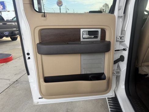 Used 2014 Ford F150 Lariat w/ Equipment Group 502A Luxury image 16