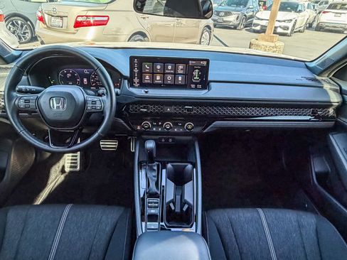 Used 2024 Honda Accord Sport image 11