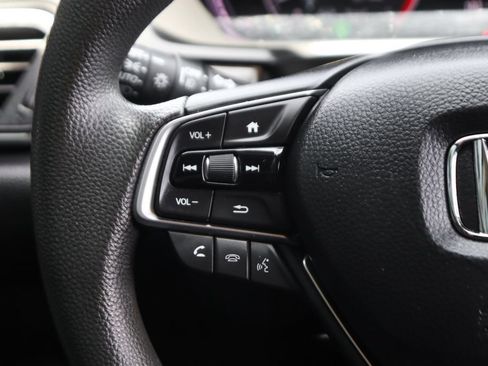 Used 2020 Honda Accord EX image 19