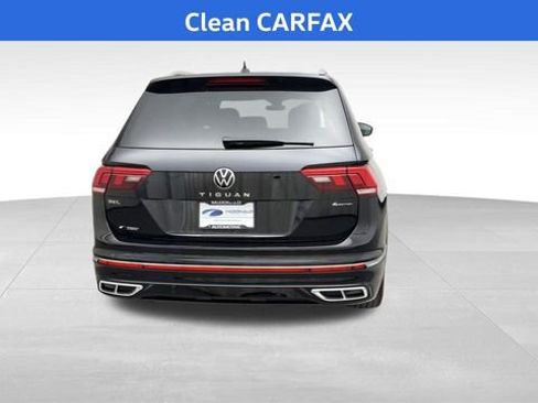 Used 2023 Volkswagen Tiguan SEL R-Line image 3