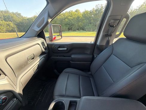 Used 2025 Chevrolet Silverado 3500 W/T AWD/4WD image 24