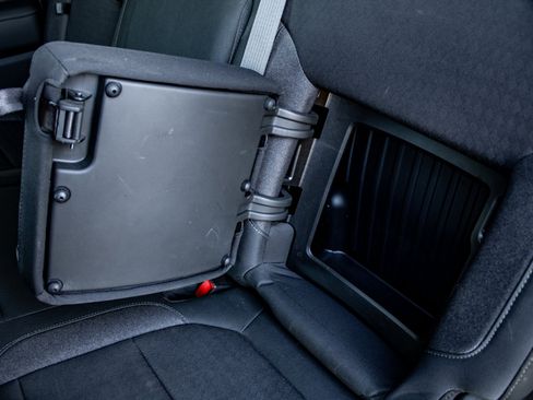 Used 2019 GMC Sierra 1500 SLE w/ SLE Value Package image 25