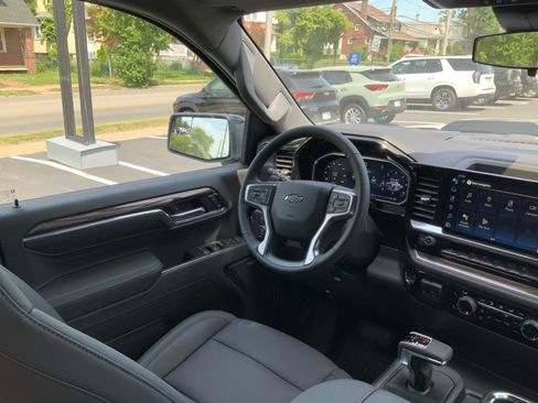 New 2026 Chevrolet Silverado 1500 LT Trail Boss w/ Convenience Package II AWD/4WD image 14