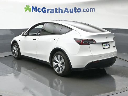 Used 2021 Tesla Model Y Long Range AWD/4WD image 21
