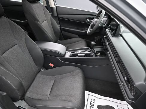 Used 2025 Honda Accord SE image 33