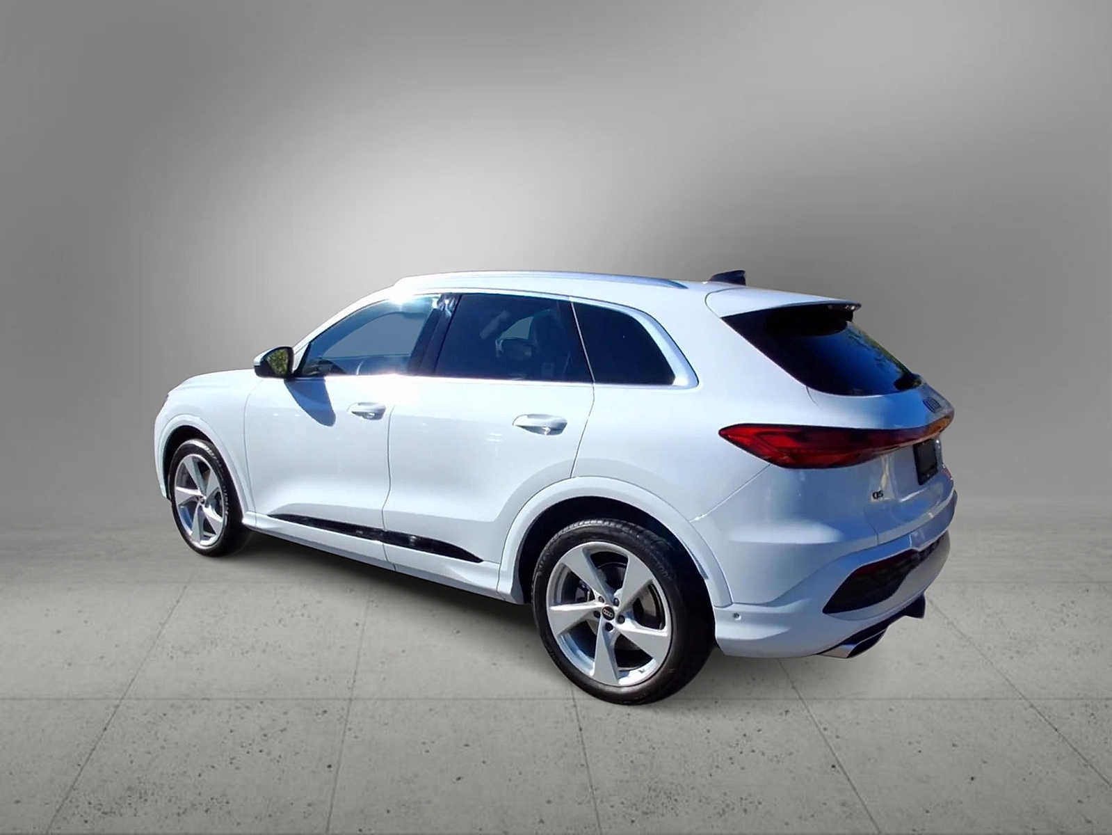 Used 2025 Audi Q5 Prestige AWD/4WD image 6