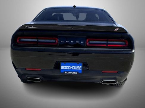 Used 2018 Dodge Challenger GT w/ Driver Convenience Group image 6