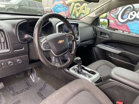 Used 2015 Chevrolet Colorado LT AWD/4WD image 7
