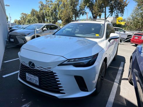 Used 2023 Lexus RX 350 Premium Plus w/ Cold Area Package FWD image 2