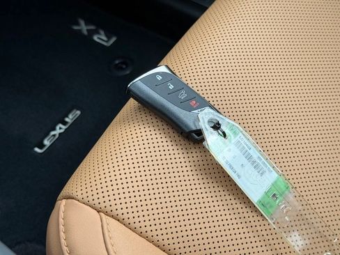 Certified 2025 Lexus RX 350 Premium w/ Accessory Package (Z1) FWD image 42