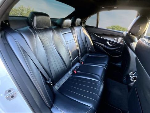 Used 2023 Mercedes-Benz E 350 Sedan image 24