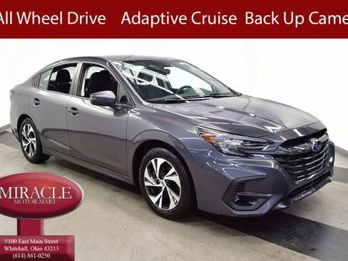 Used 2025 Subaru Legacy Premium AWD/4WD image 1