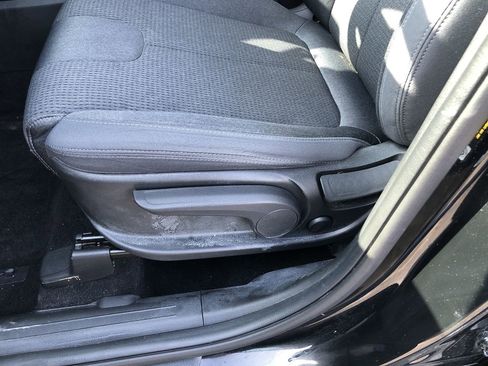 Used 2023 Hyundai Santa Fe SE w/ Cargo Package image 14