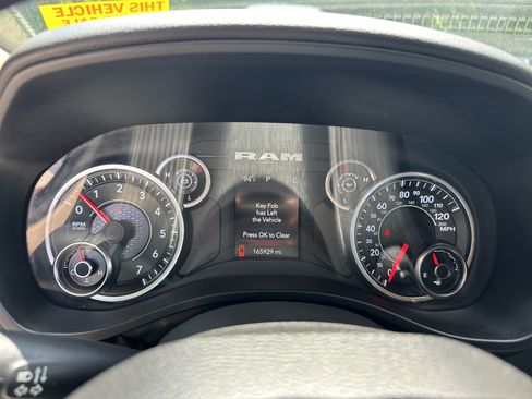 Used 2019 RAM 1500 Big Horn AWD/4WD image 32