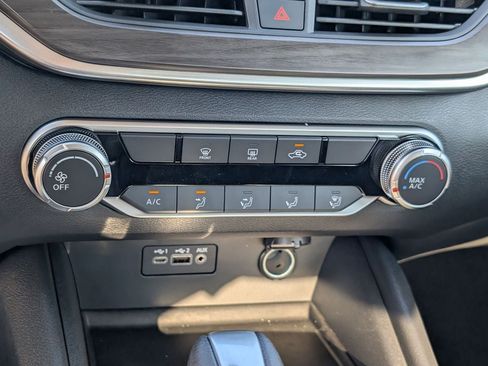 New 2026 Nissan Altima 2.5 SV FWD image 13