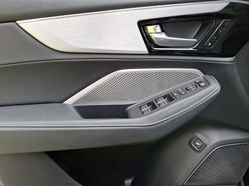 Used 2024 Acura MDX w/ Technology Package AWD/4WD image 9