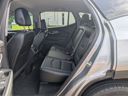 Used 2024 GMC Terrain SLT AWD/4WD image 31