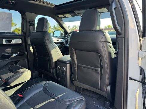 Used 2023 Ford Explorer ST w/ Equipment Group 401A image 16