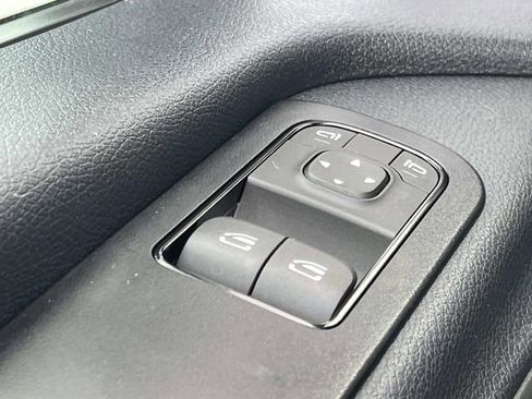 Used 2024 Mercedes-Benz Sprinter 2500 image 23