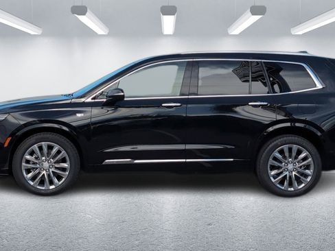 New 2025 Cadillac XT6 Premium Luxury image 2