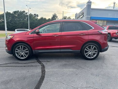 Used 2021 Ford Edge Titanium w/ Cargo Accessory Package FWD image 4
