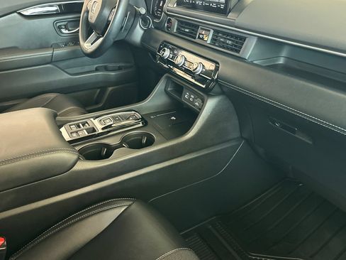 Used 2023 Honda Pilot EX-L image 13