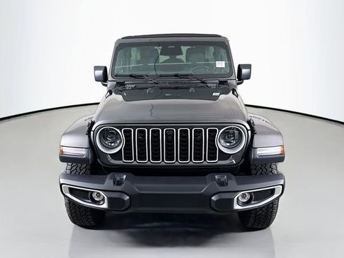 New 2026 Jeep Wrangler Unlimited Sahara AWD/4WD image 2