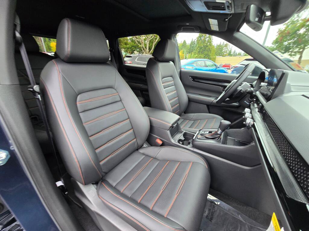 Certified 2026 Honda CR-V Sport Touring image 7