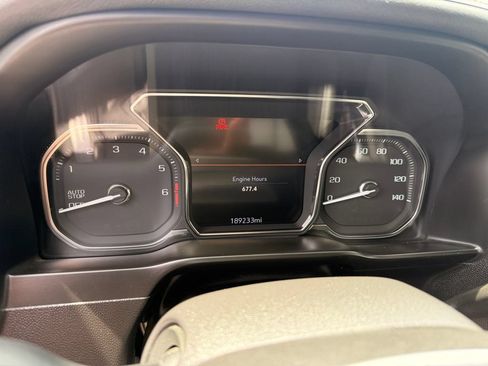 Used 2019 GMC Sierra 1500 SLT w/ SLT Premium Package AWD/4WD image 8