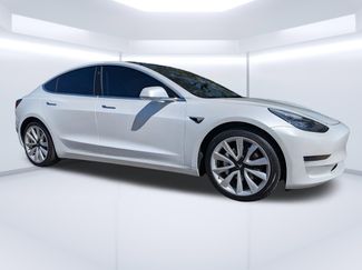 Used 2019 Tesla Model 3 Long Range video 1