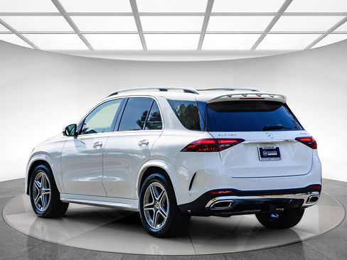 New 2026 Mercedes-Benz GLE 450 4MATIC image 2