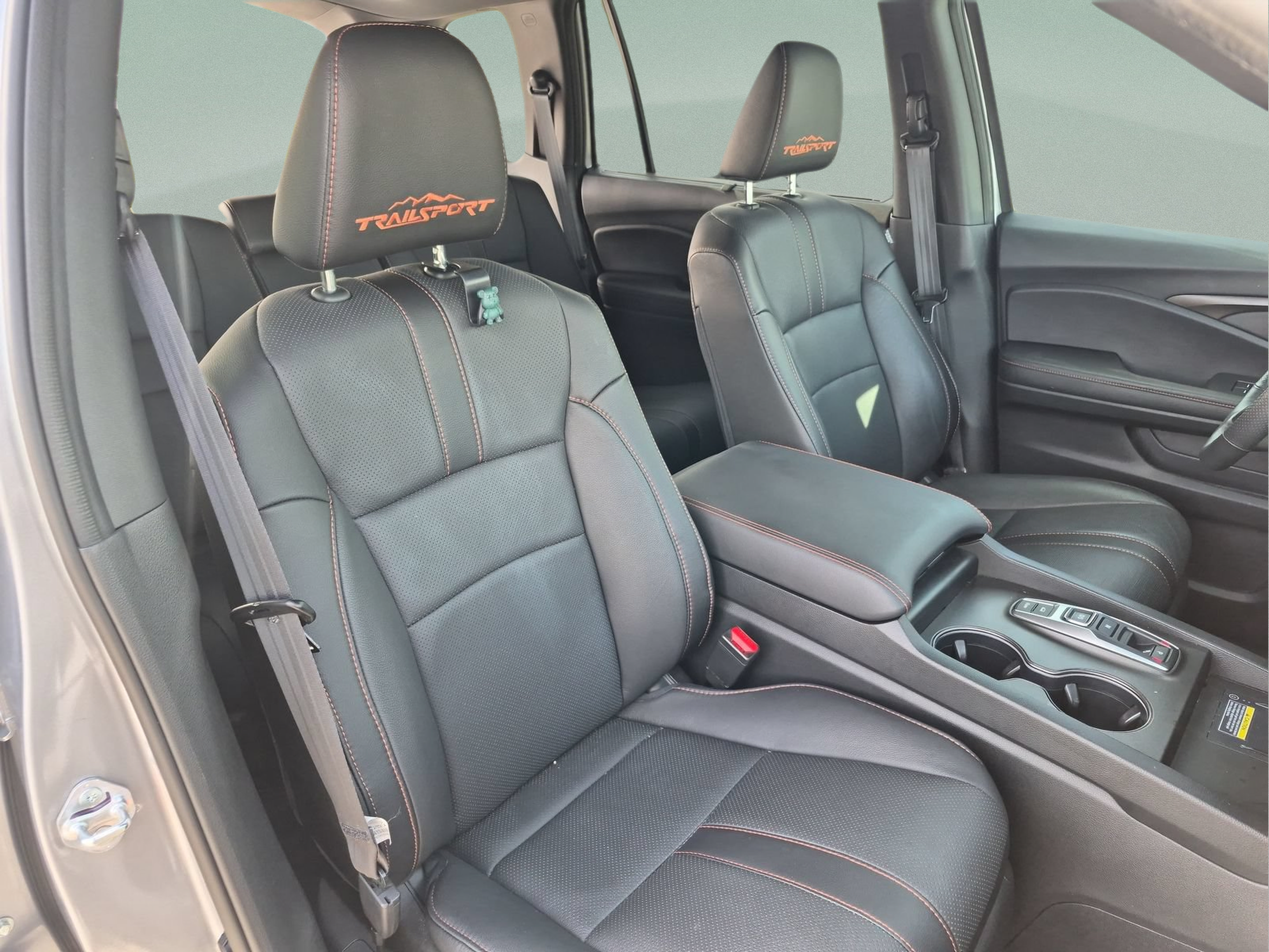 Certified 2025 Honda Passport TrailSport image 18